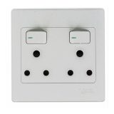 SR Switch Plug 4x4 Double 3 Pin